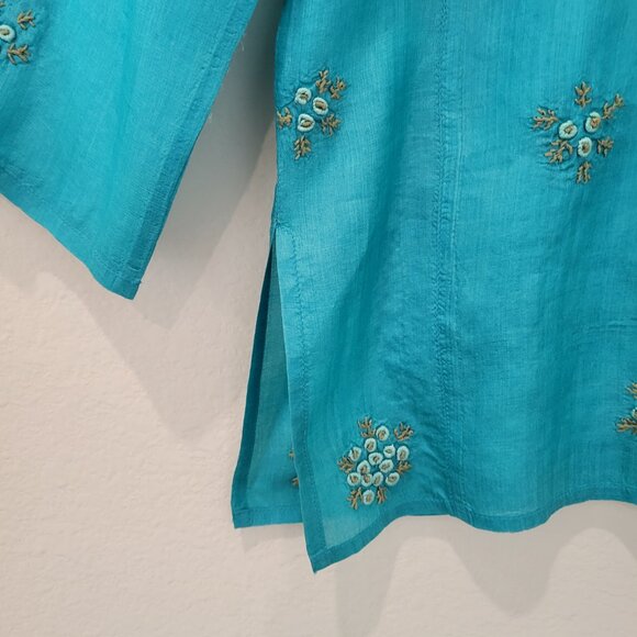 Sleeping On Snow Silk Embroidered Blouse, size M - Picture 3 of 5